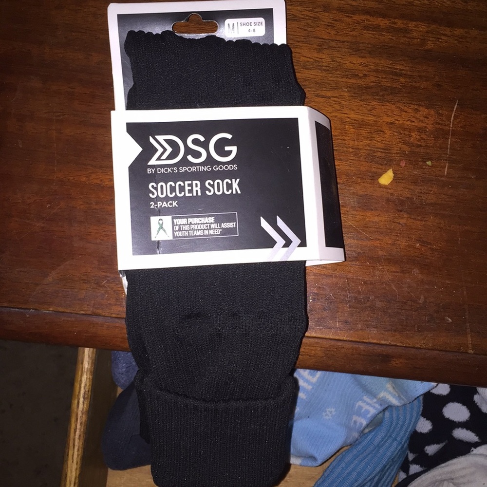 1 pair of soccer socks